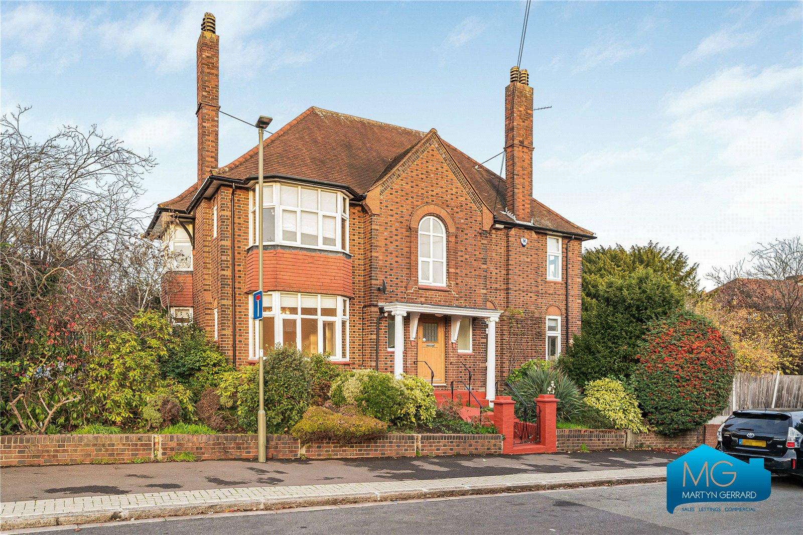 5 bedroom House to rent - Martyn Gerrard
