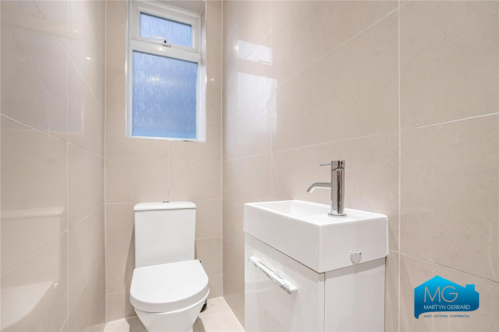 5 bedroom House to rent - Martyn Gerrard