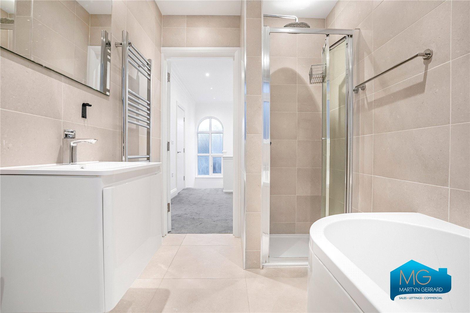 5 bedroom House to rent - Martyn Gerrard