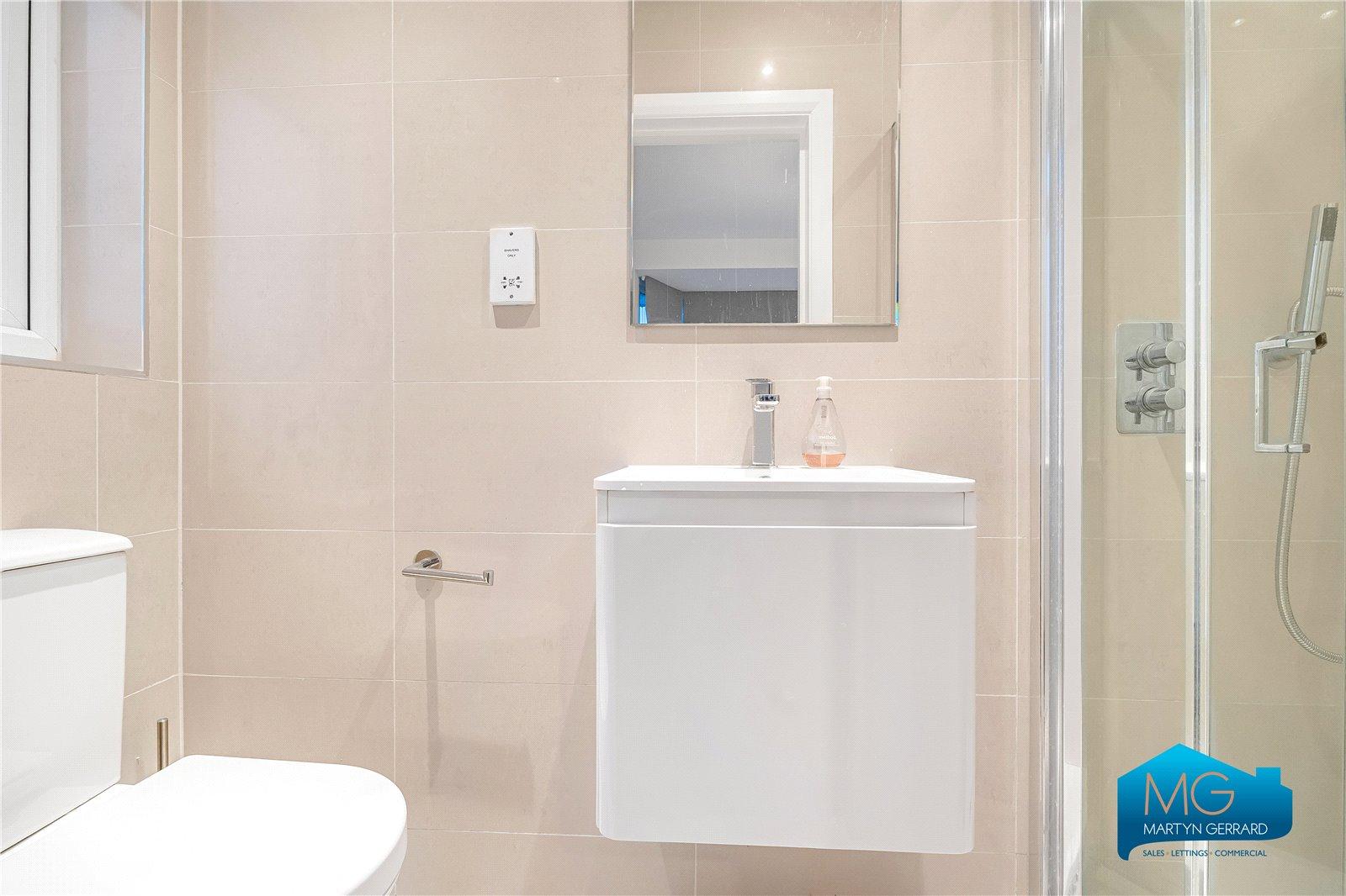 5 bedroom House to rent - Martyn Gerrard
