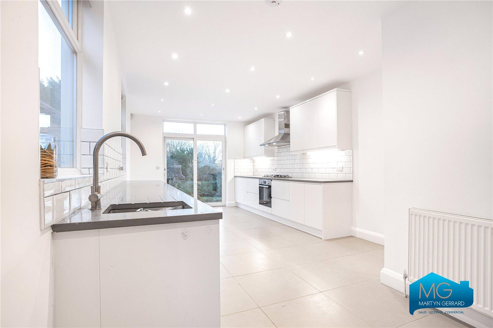 5 bedroom House to rent - Martyn Gerrard