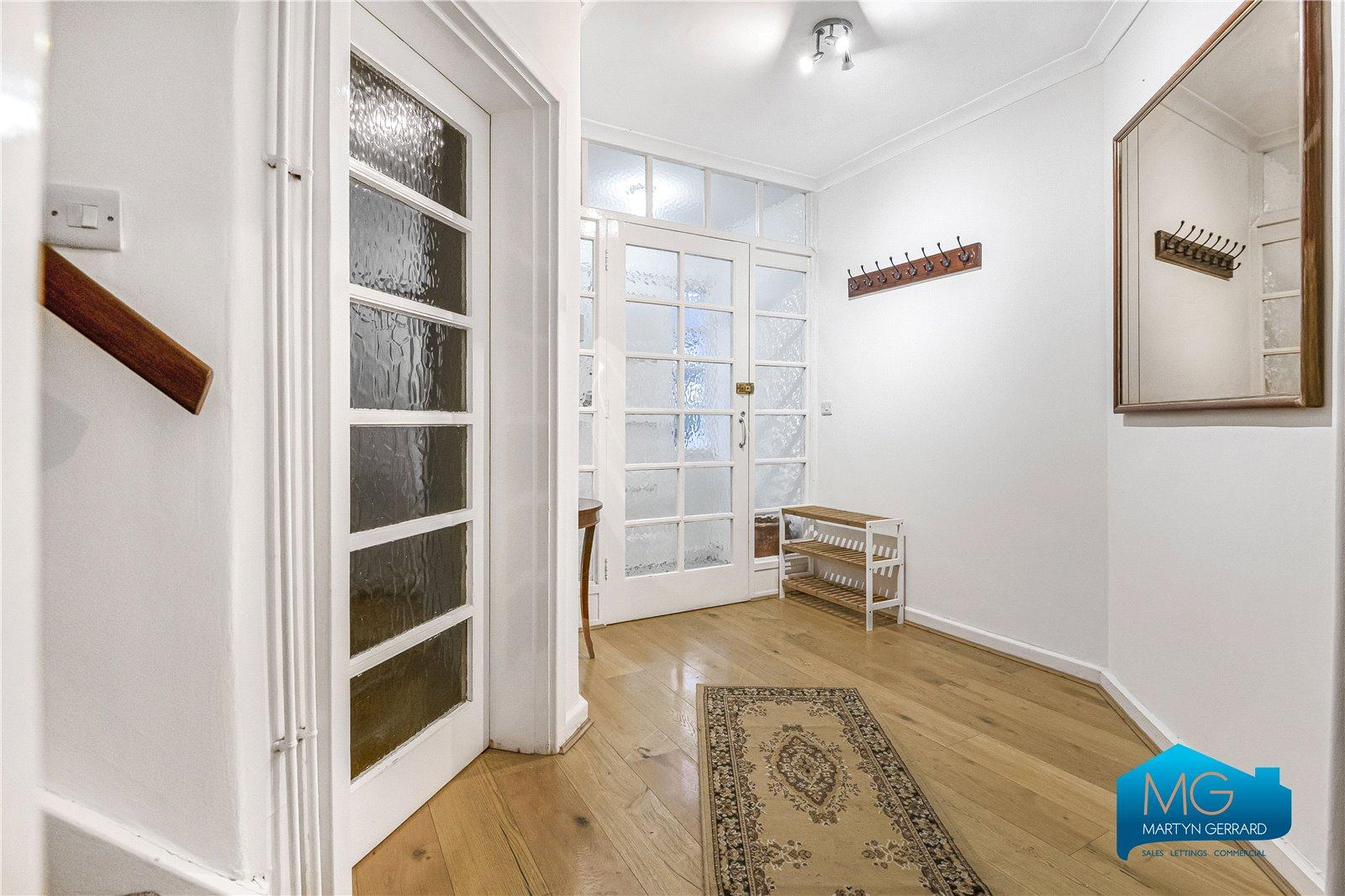 4 bedroom Semi-Detached House to rent - Martyn Gerrard