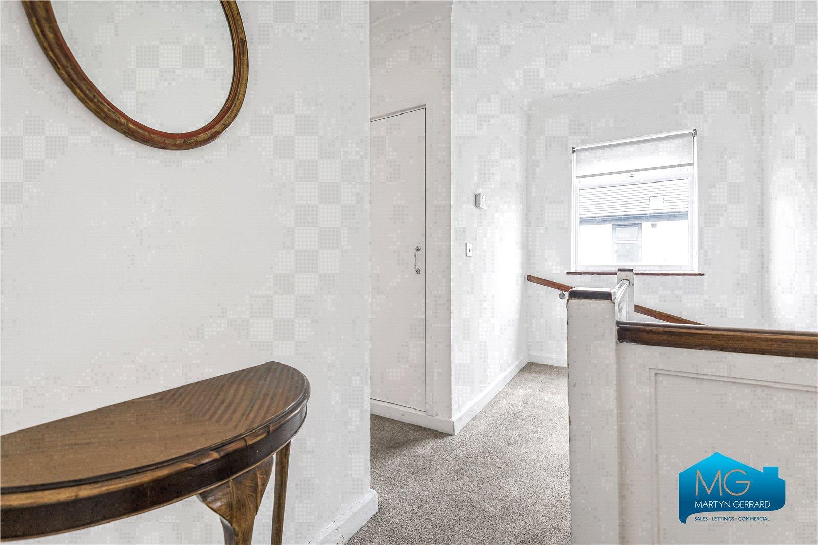 4 bedroom Semi-Detached House to rent - Martyn Gerrard