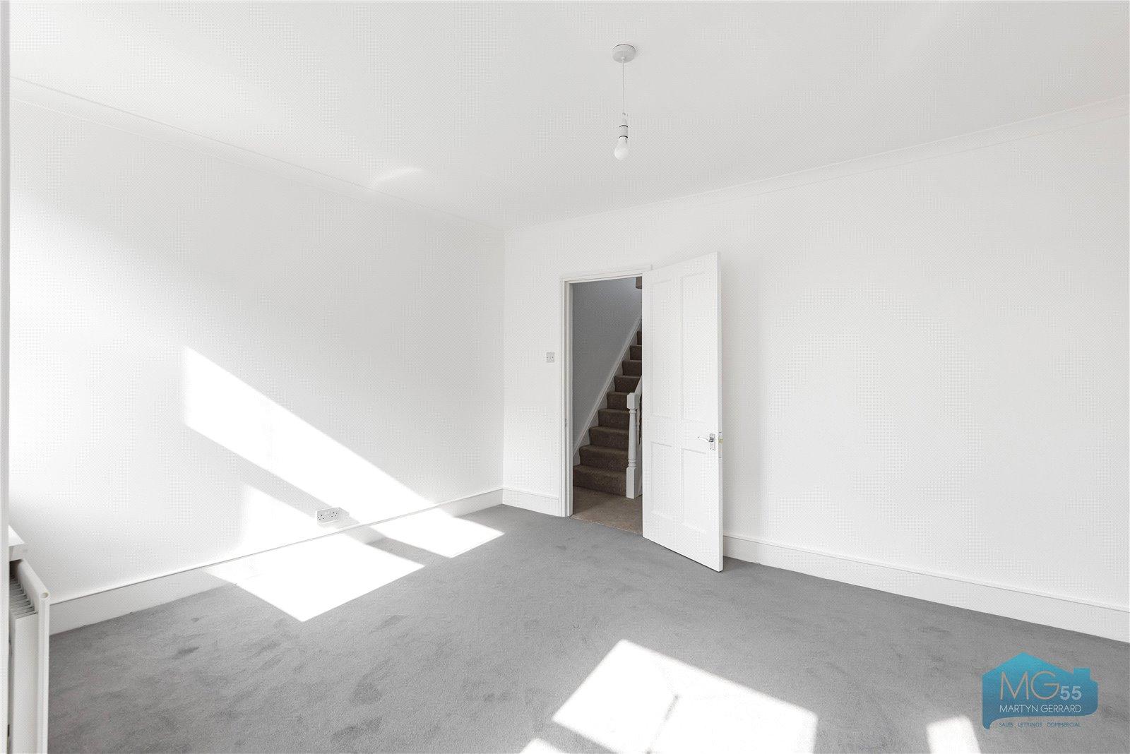 3 bedroom Terraced House to rent - Martyn Gerrard