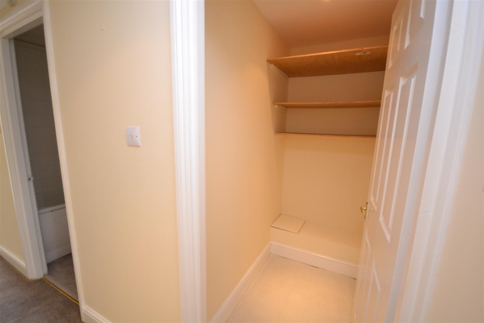 1 bedroom Apartment to rent - Martyn Gerrard