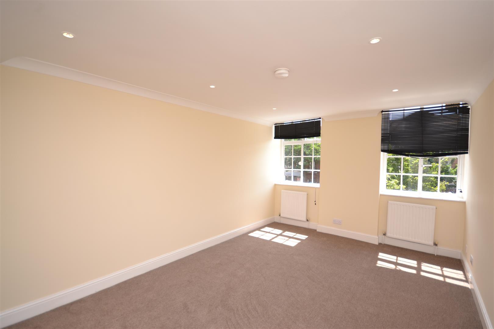 1 bedroom Apartment to rent - Martyn Gerrard