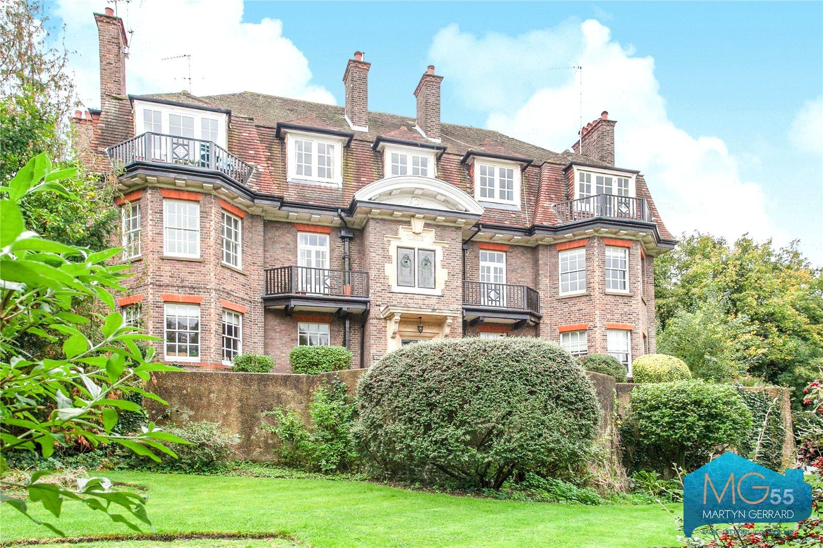 2 bedroom Apartment to rent - Martyn Gerrard