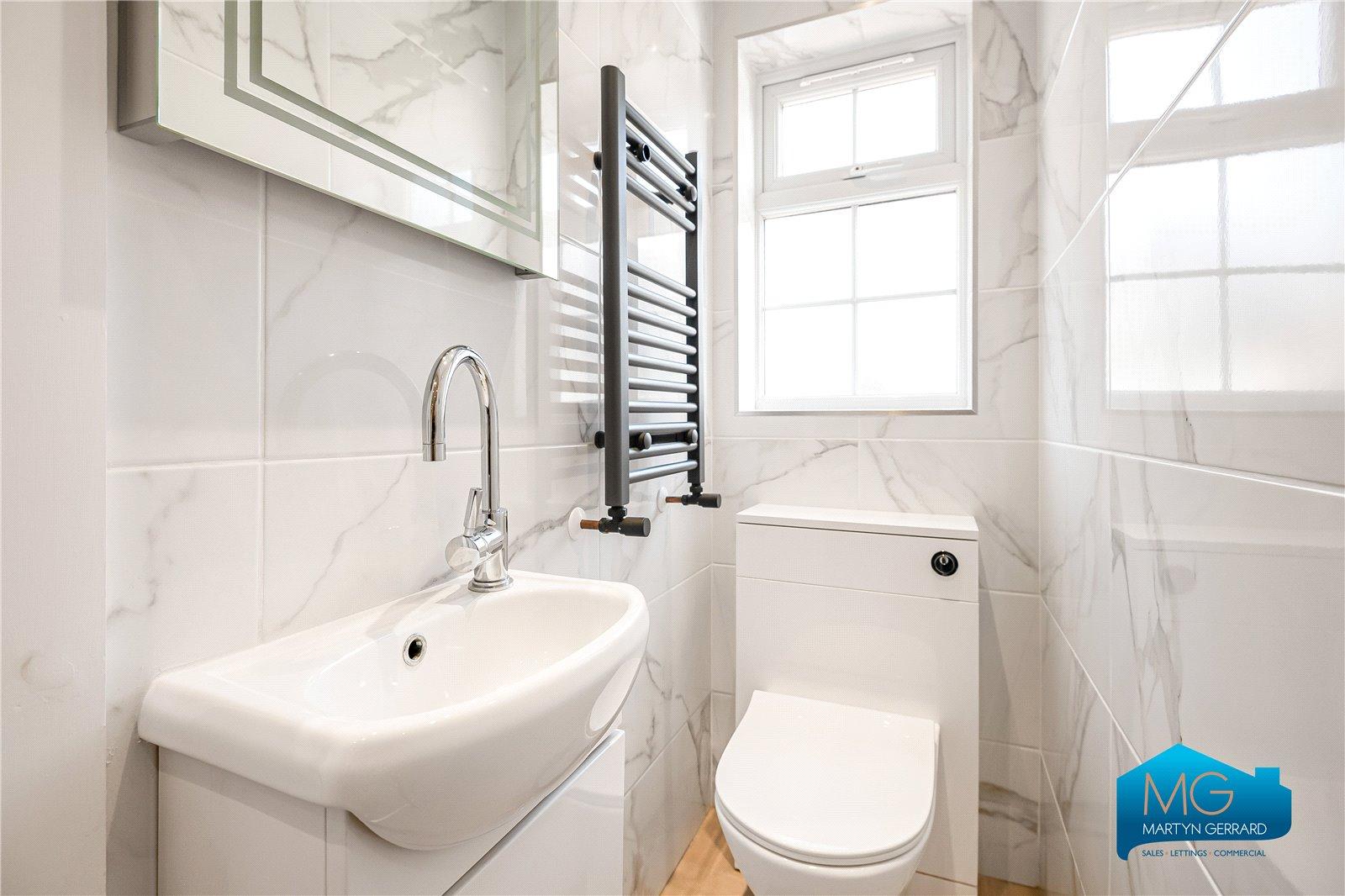 4 bedroom House to rent - Martyn Gerrard