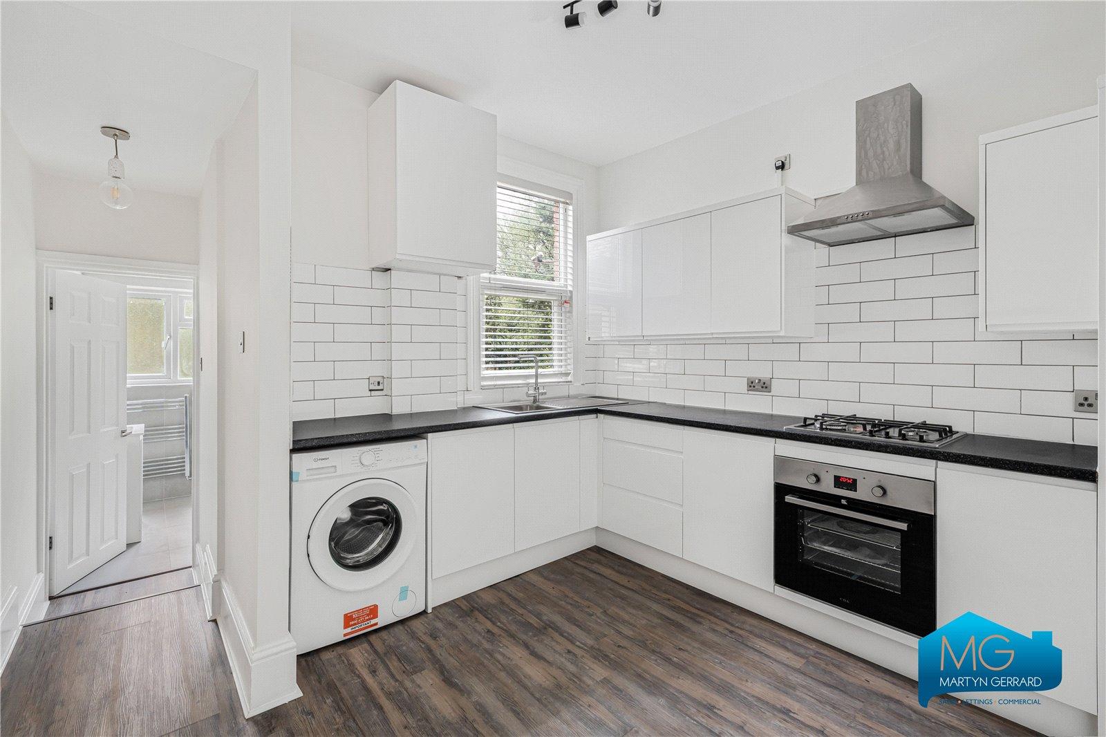 2 bedroom Apartment to rent - Martyn Gerrard