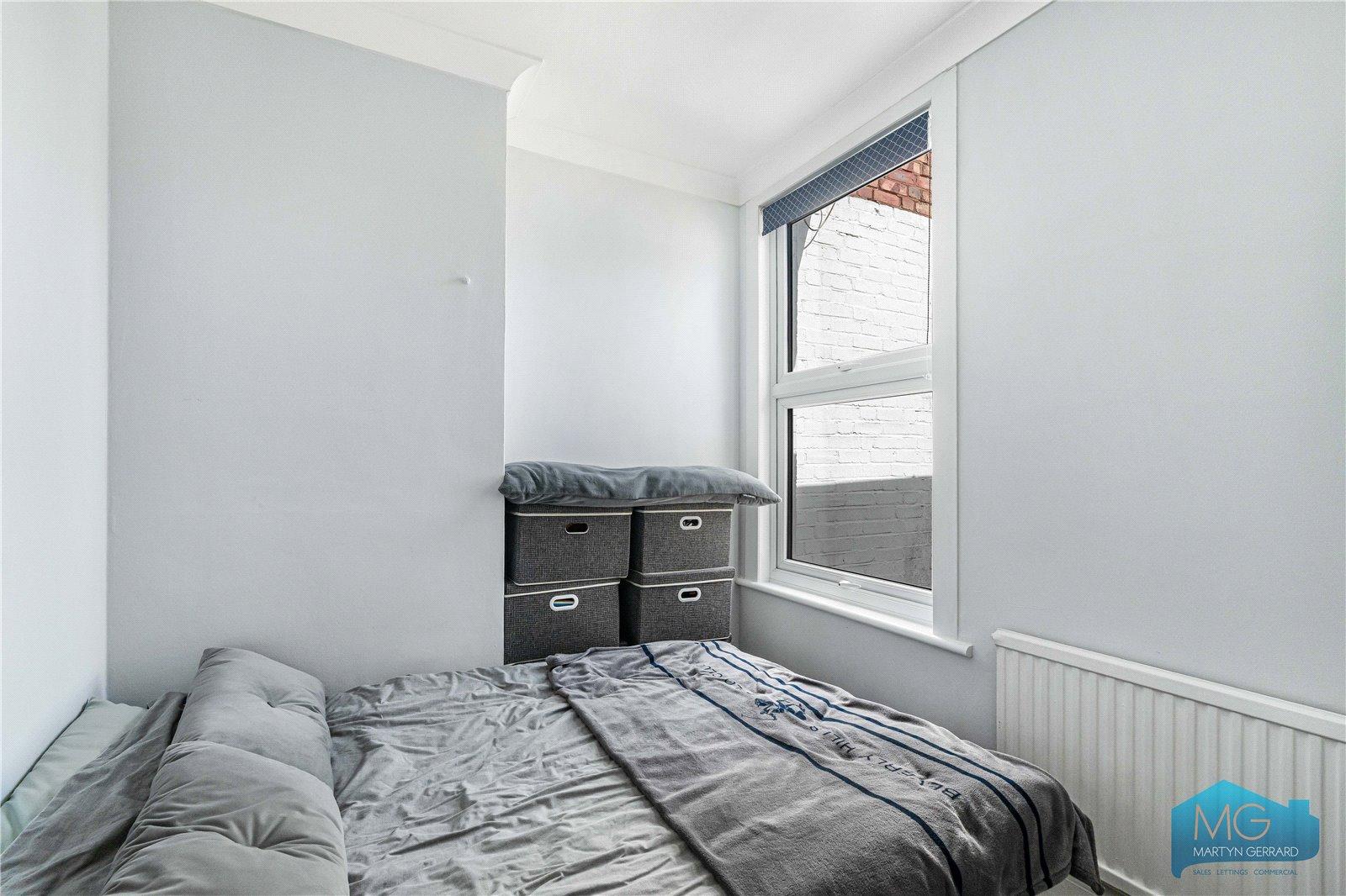 3 bedroom Terraced House for sale - Martyn Gerrard