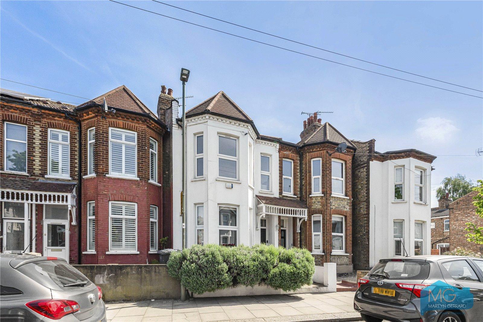 3 bedroom Terraced House for sale - Martyn Gerrard