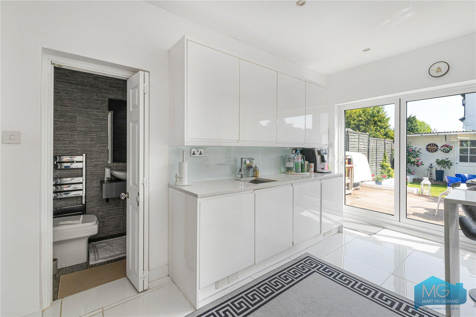 3 bedroom Terraced House for sale - Martyn Gerrard