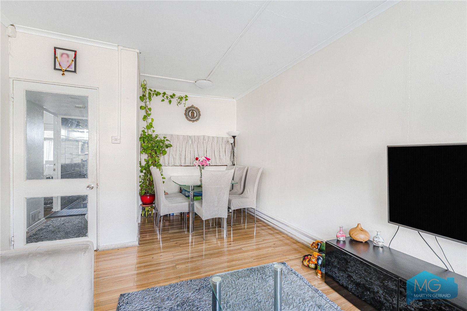 2 bedroom Ground Floor Flat for sale - Martyn Gerrard