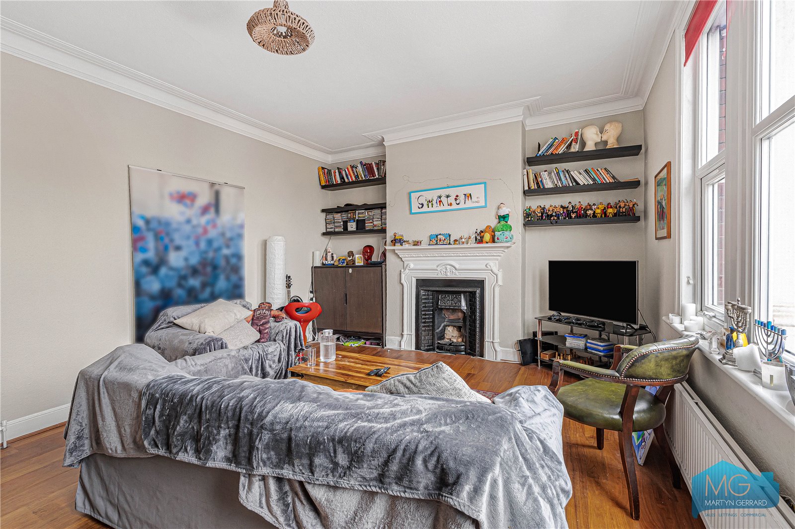 2 bedroom Apartment for sale - Martyn Gerrard