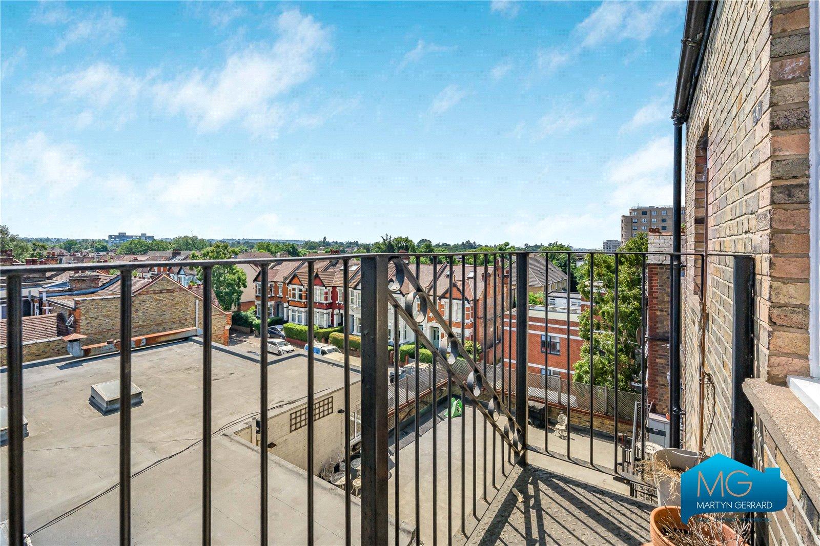 1 bedroom Apartment to rent - Martyn Gerrard
