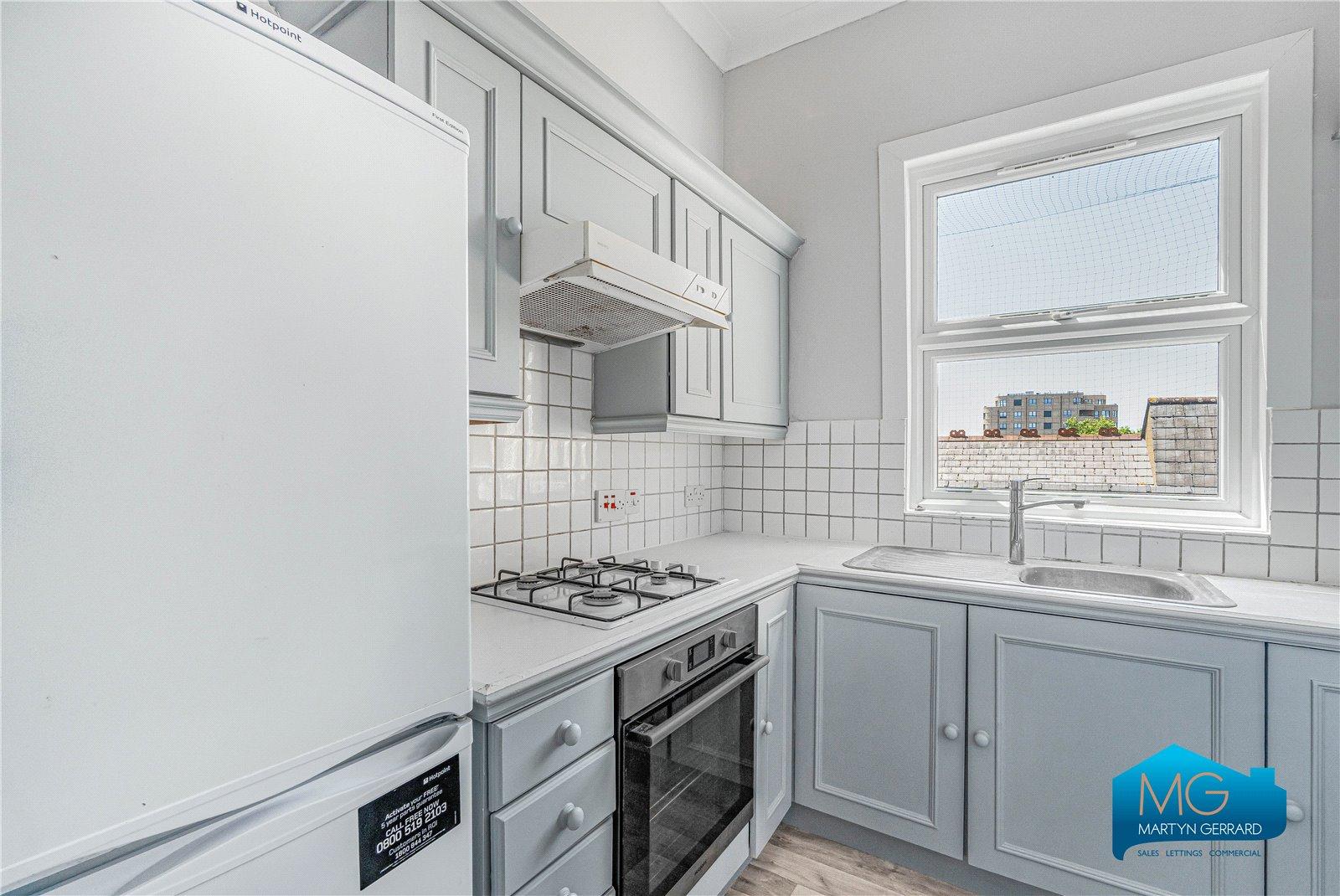 1 bedroom Apartment to rent - Martyn Gerrard