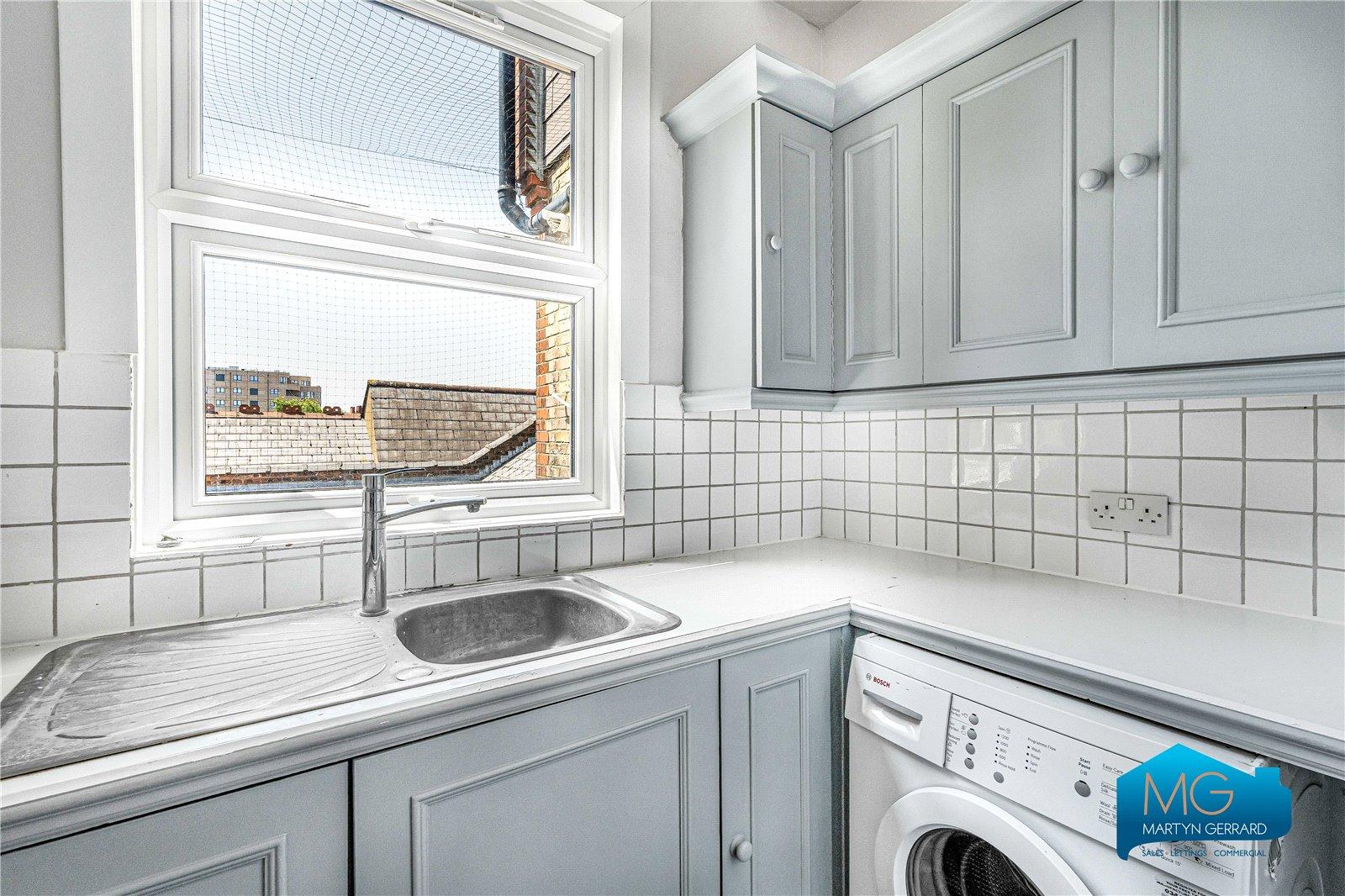 1 bedroom Apartment to rent - Martyn Gerrard
