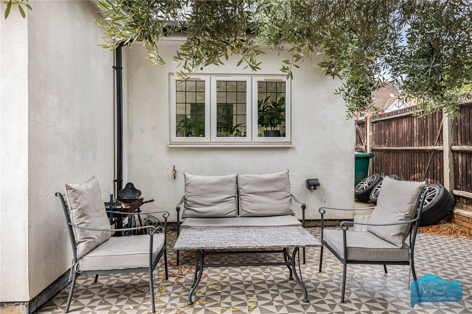 4 bedroom End of Terrace House for sale - Martyn Gerrard
