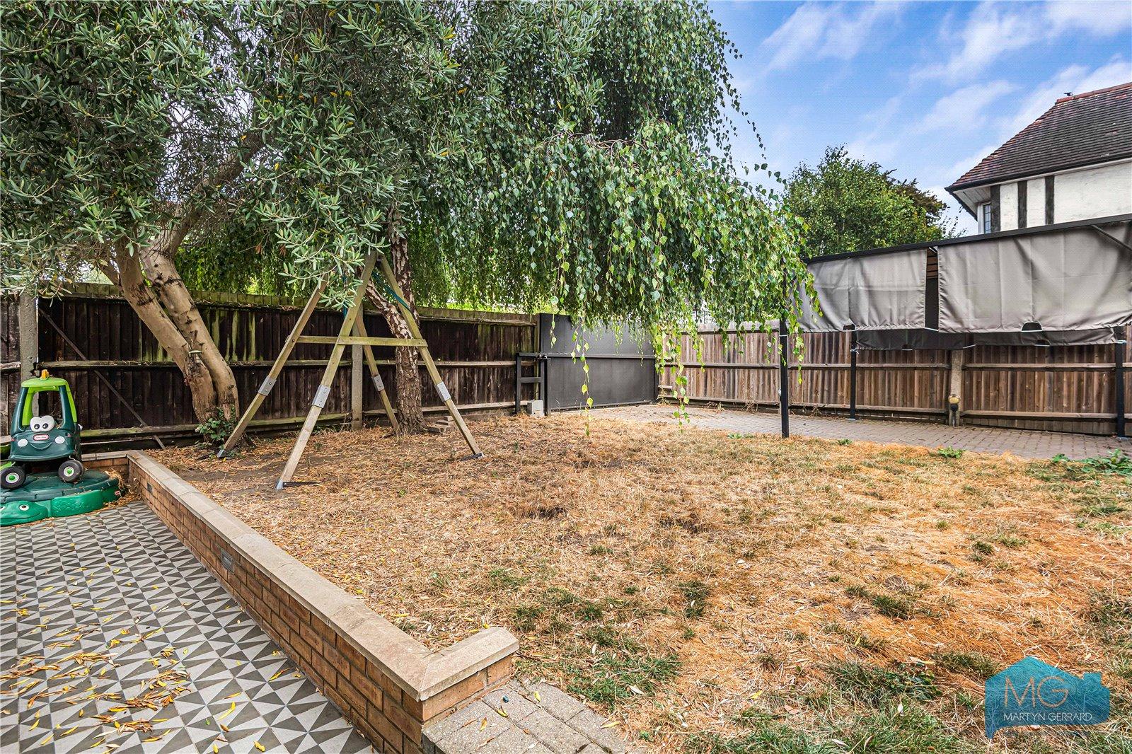 4 bedroom End of Terrace House for sale - Martyn Gerrard