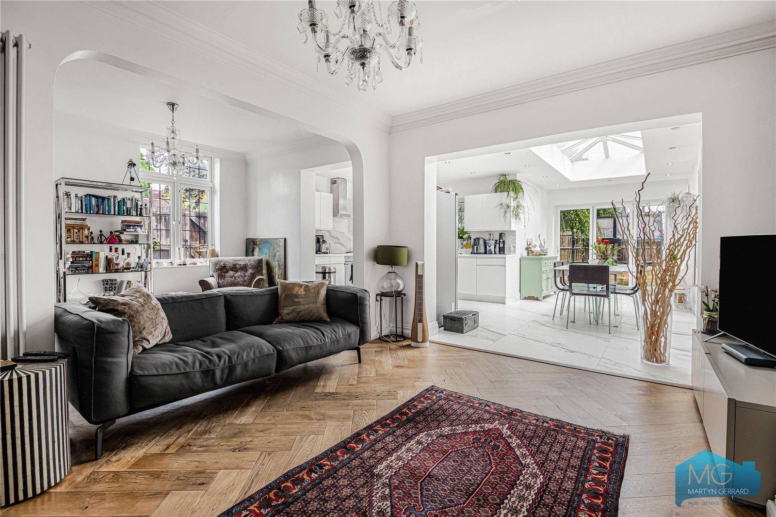 4 bedroom End of Terrace House for sale - Martyn Gerrard