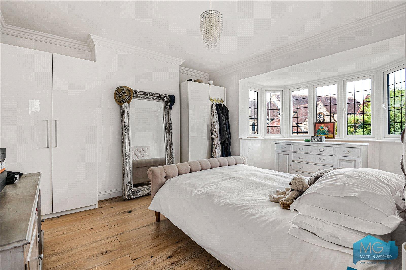 4 bedroom End of Terrace House for sale - Martyn Gerrard