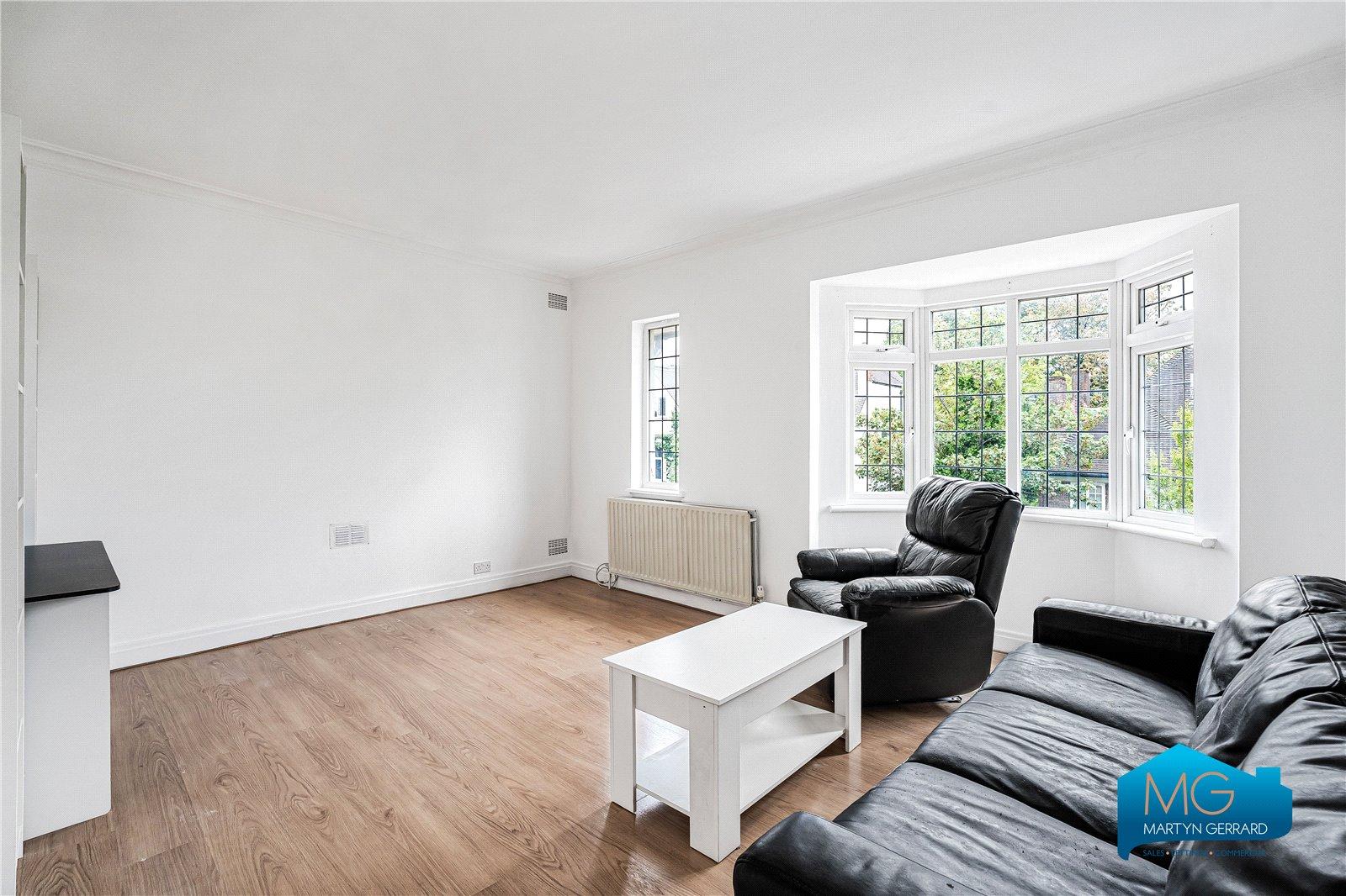 3 bedroom Apartment to rent - Martyn Gerrard
