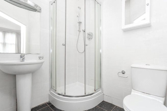 2 bedroom Property to rent - Martyn Gerrard