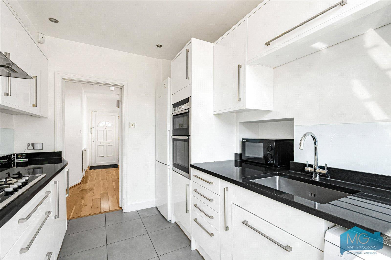 3 bedroom Semi-Detached House for sale - Martyn Gerrard
