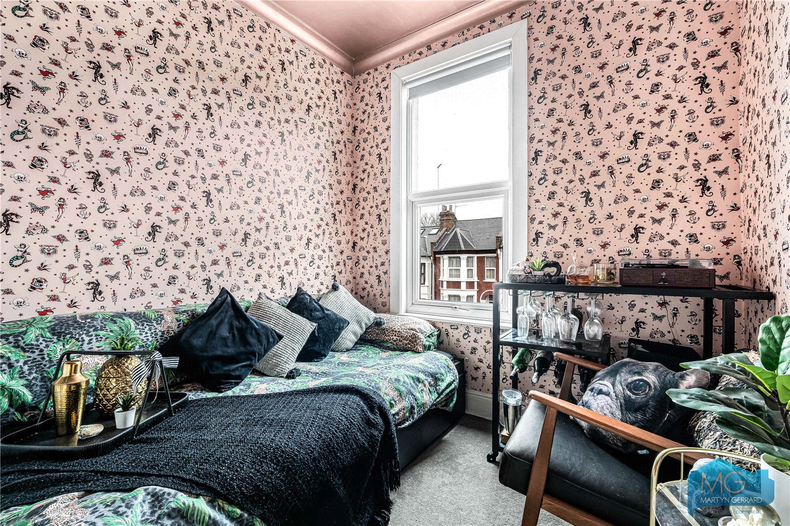 3 bedroom Apartment for sale - Martyn Gerrard