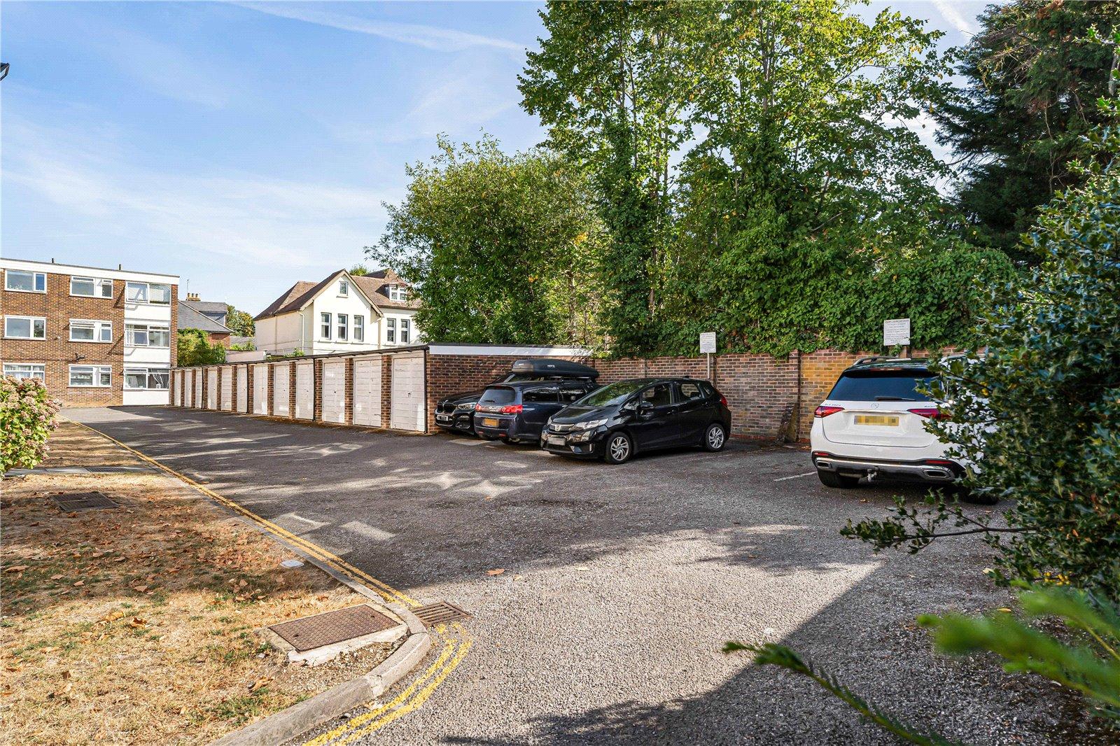2 bedroom Apartment for sale - Martyn Gerrard