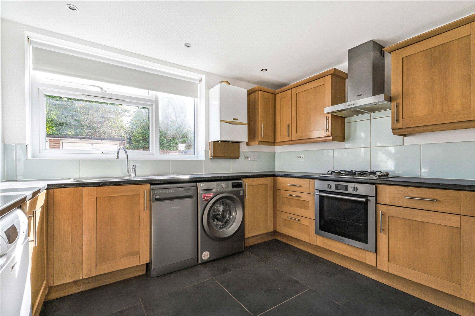 2 bedroom Apartment for sale - Martyn Gerrard