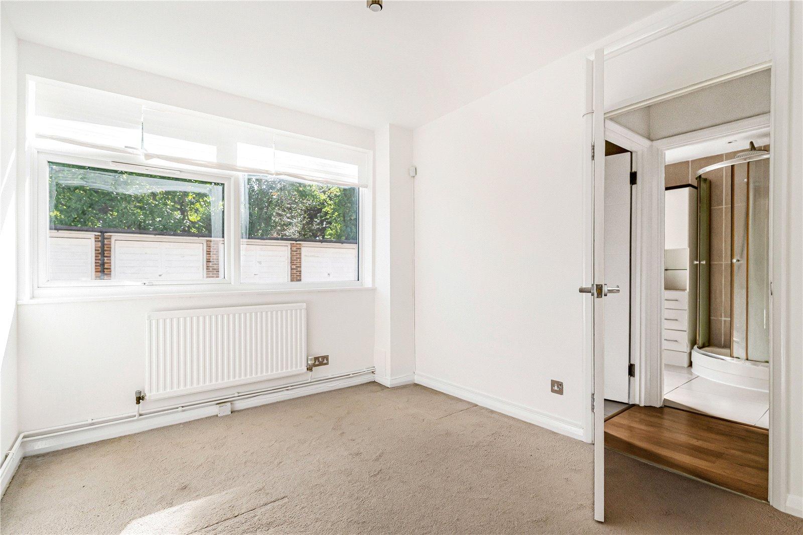2 bedroom Apartment for sale - Martyn Gerrard