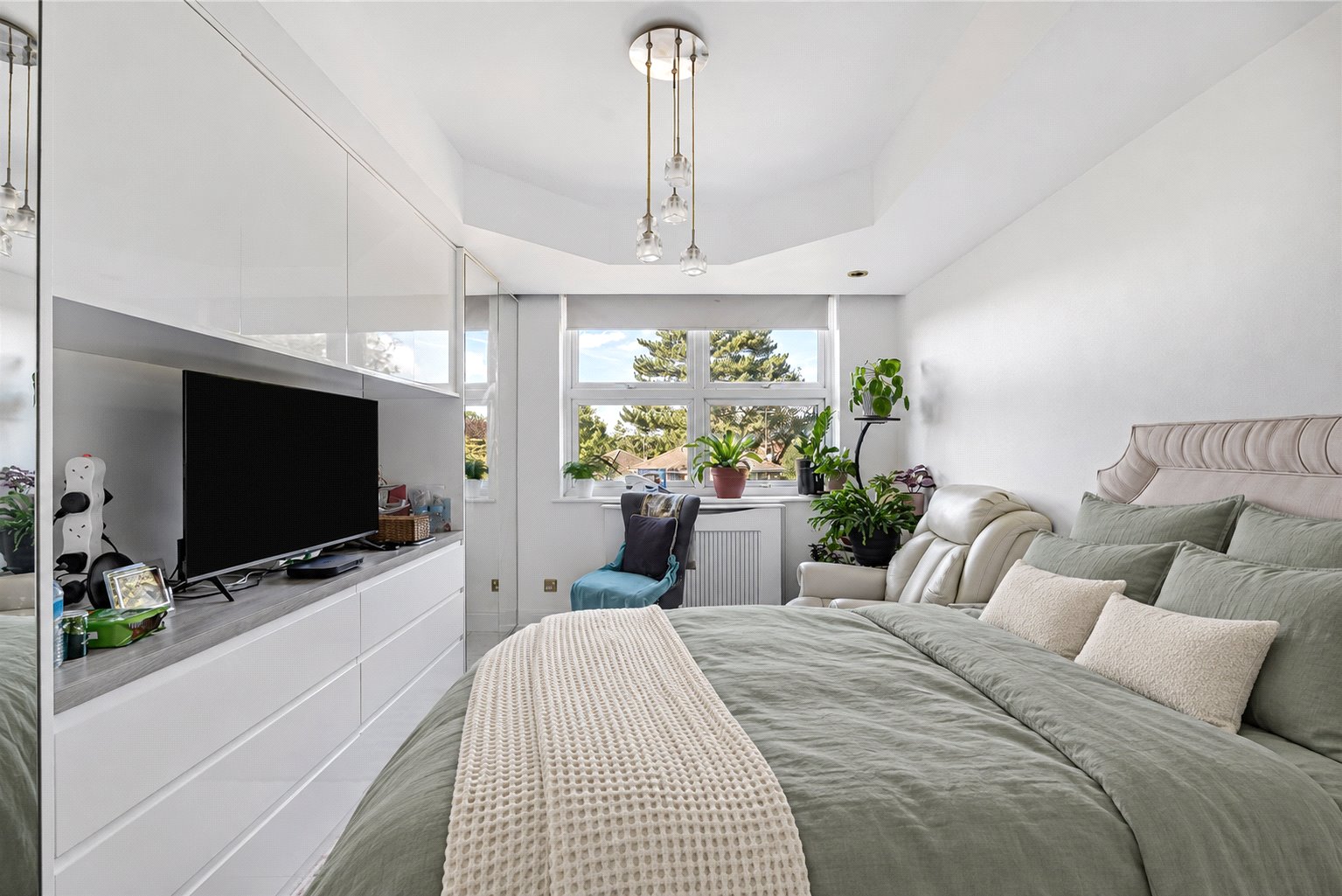 3 bedroom Apartment for sale - Martyn Gerrard