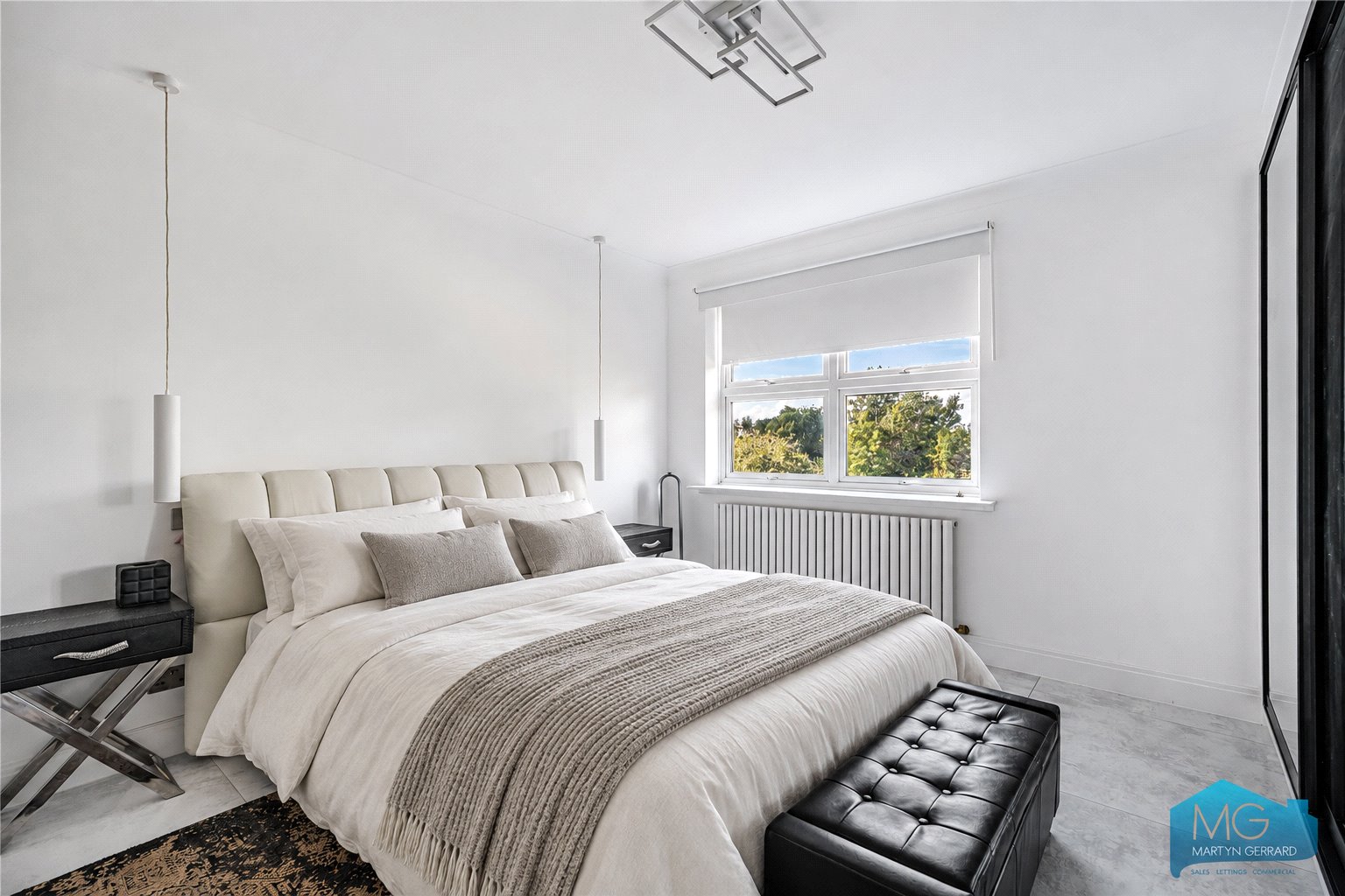 3 bedroom Apartment for sale - Martyn Gerrard