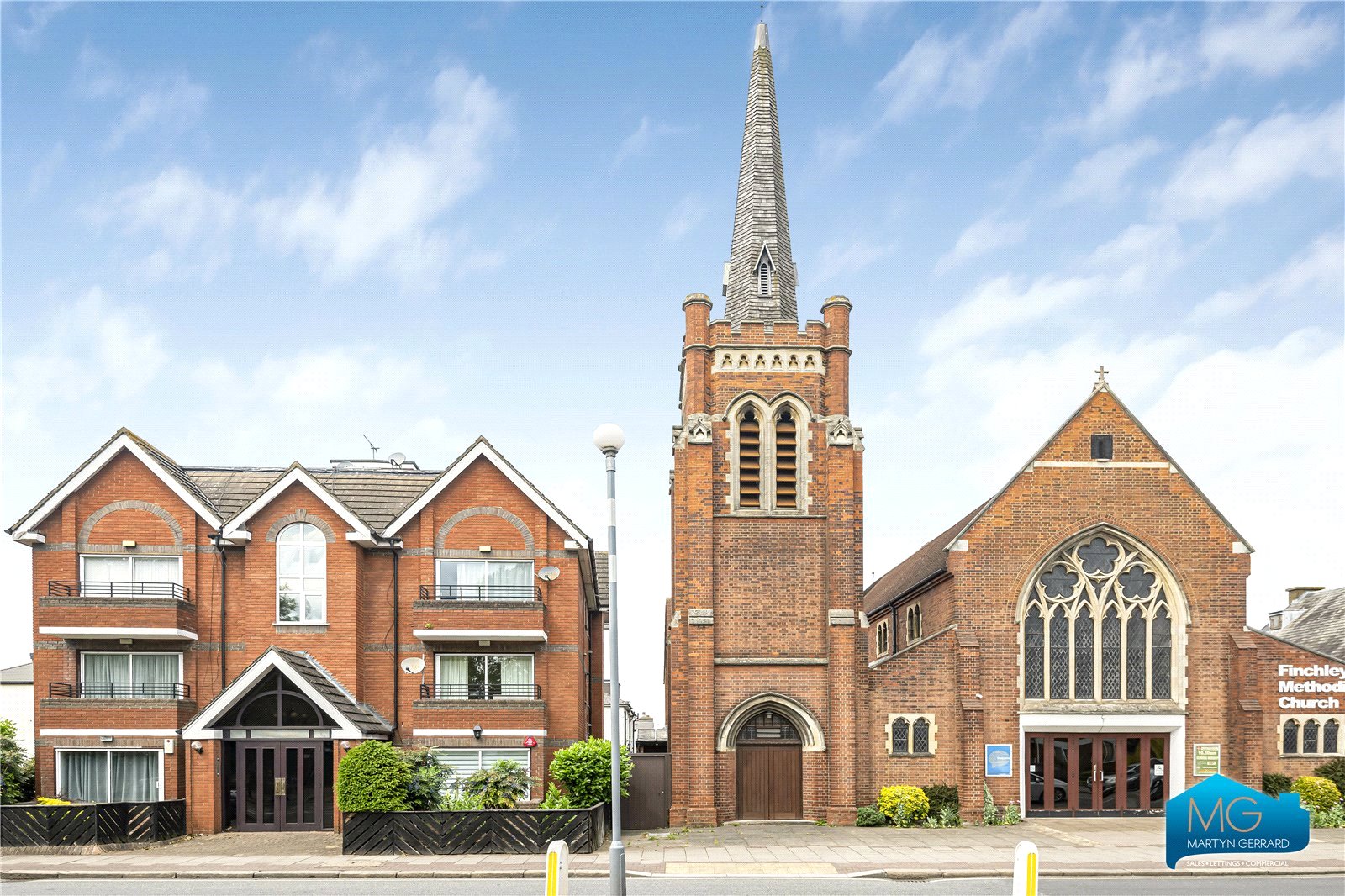 2 bedroom Apartment for sale - Martyn Gerrard