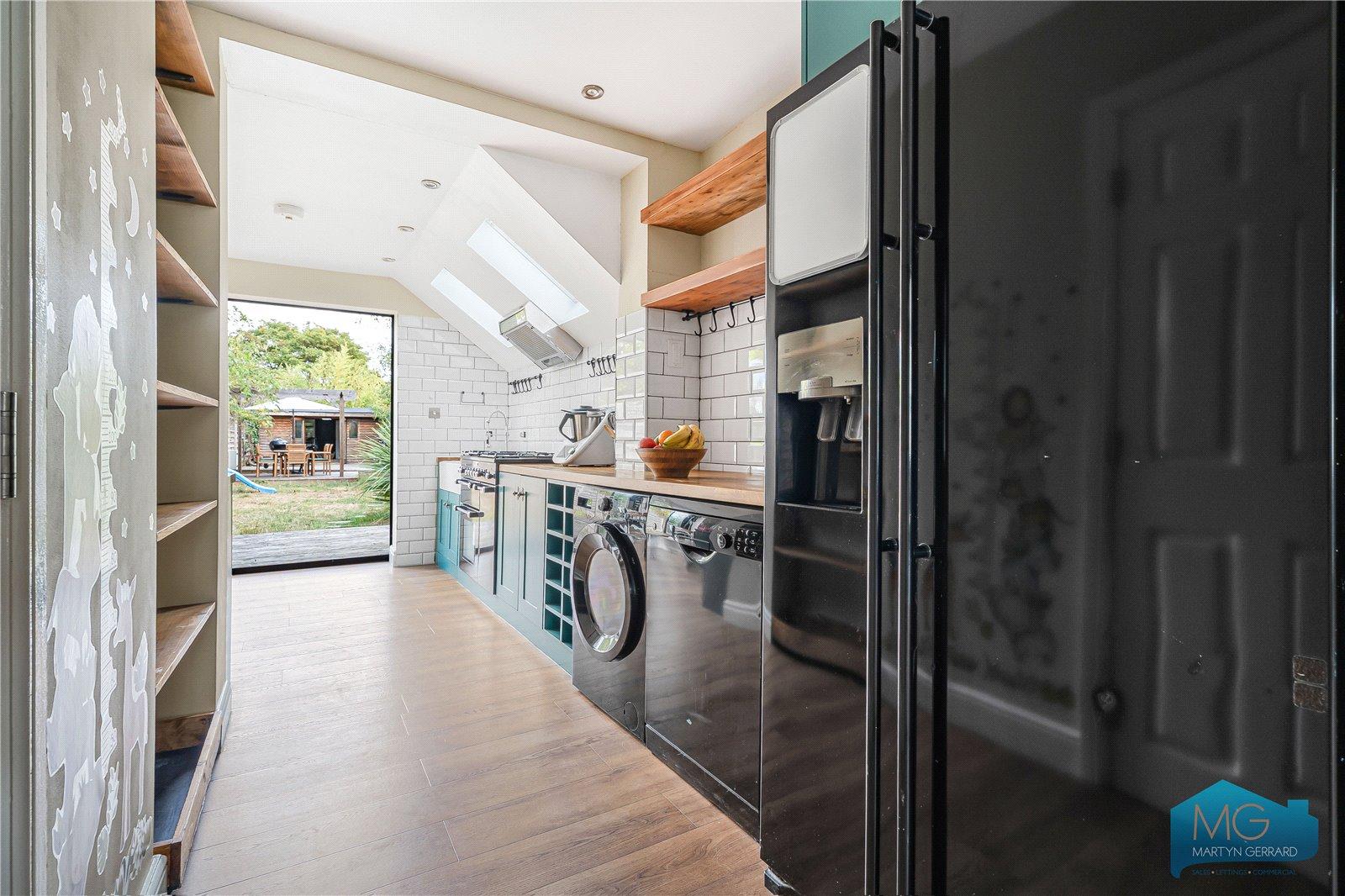 3 bedroom Terraced House for sale - Martyn Gerrard