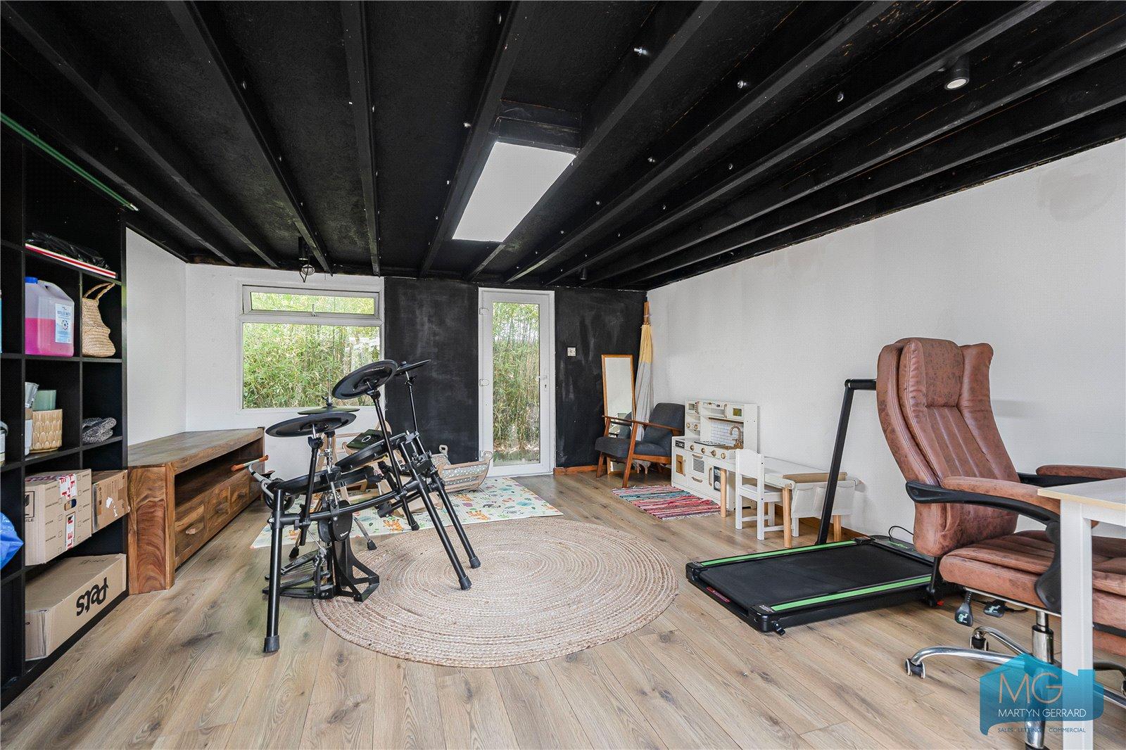 3 bedroom Terraced House for sale - Martyn Gerrard