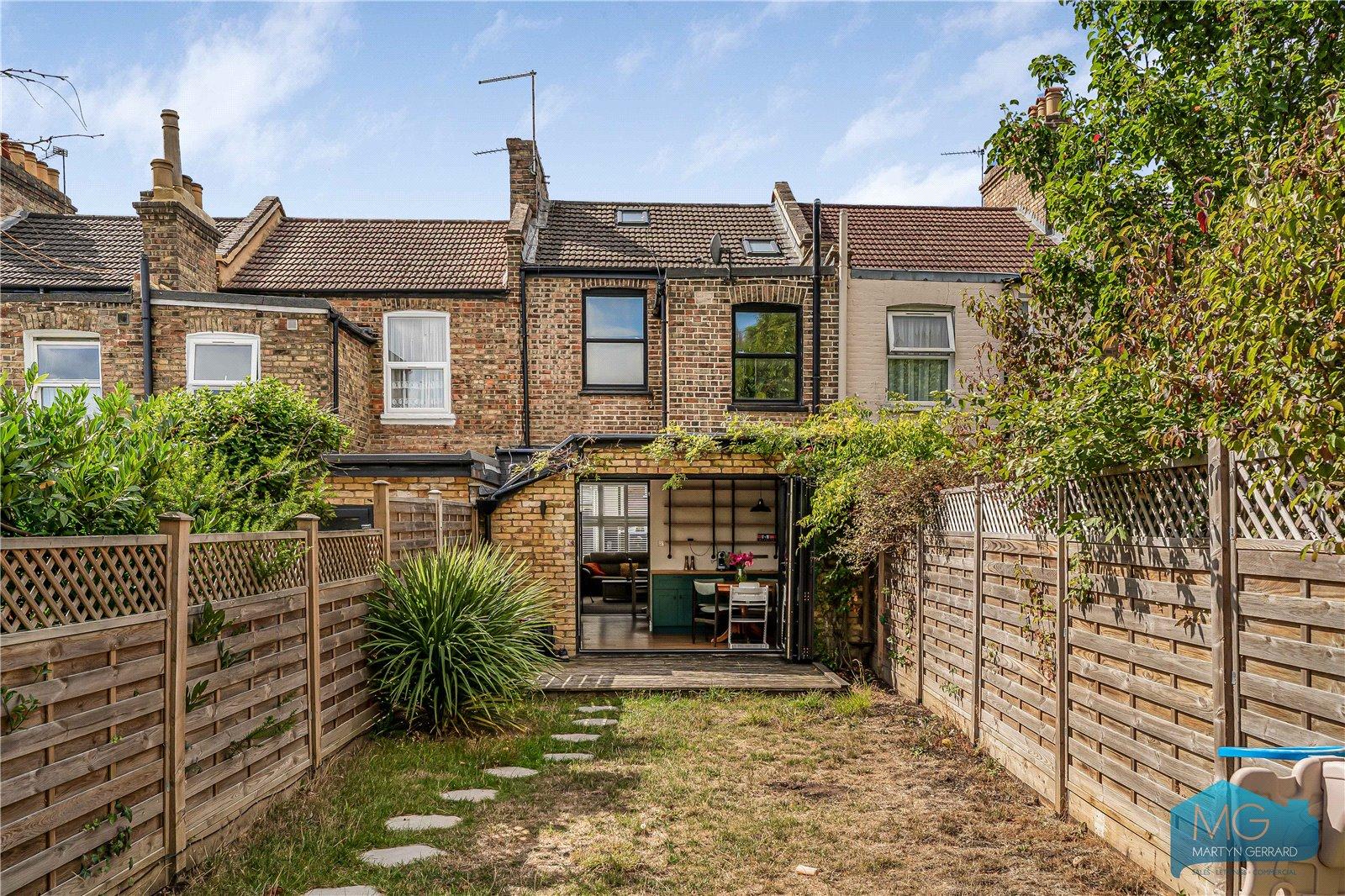3 bedroom Terraced House for sale - Martyn Gerrard