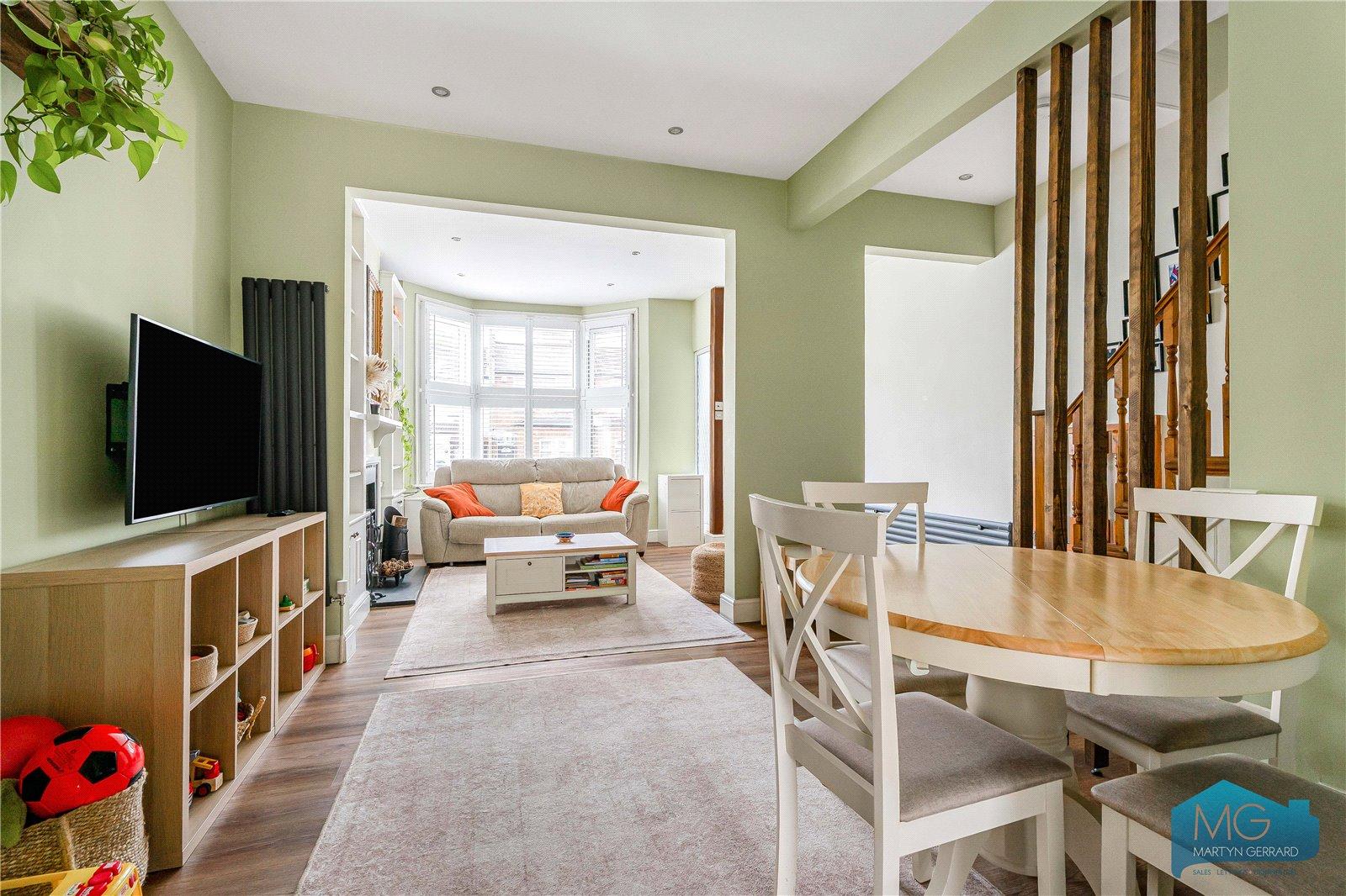 3 bedroom Terraced House for sale - Martyn Gerrard