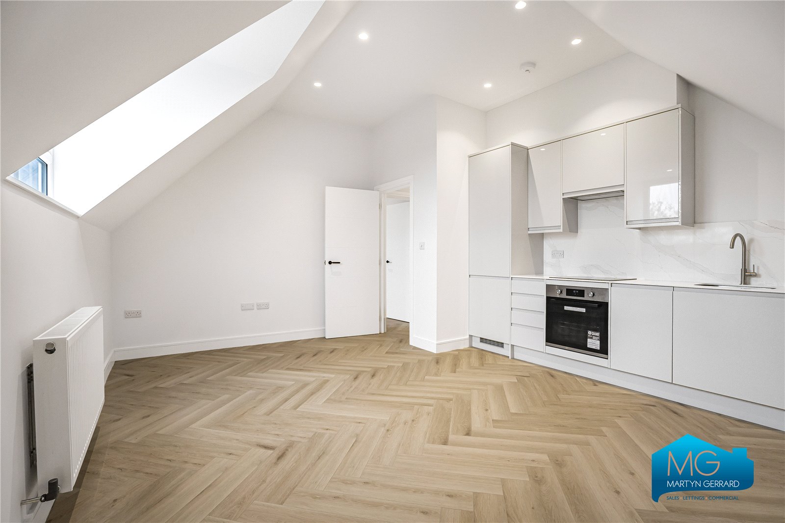 Gruneisen Road, London, N3+  - Martyn Gerrard