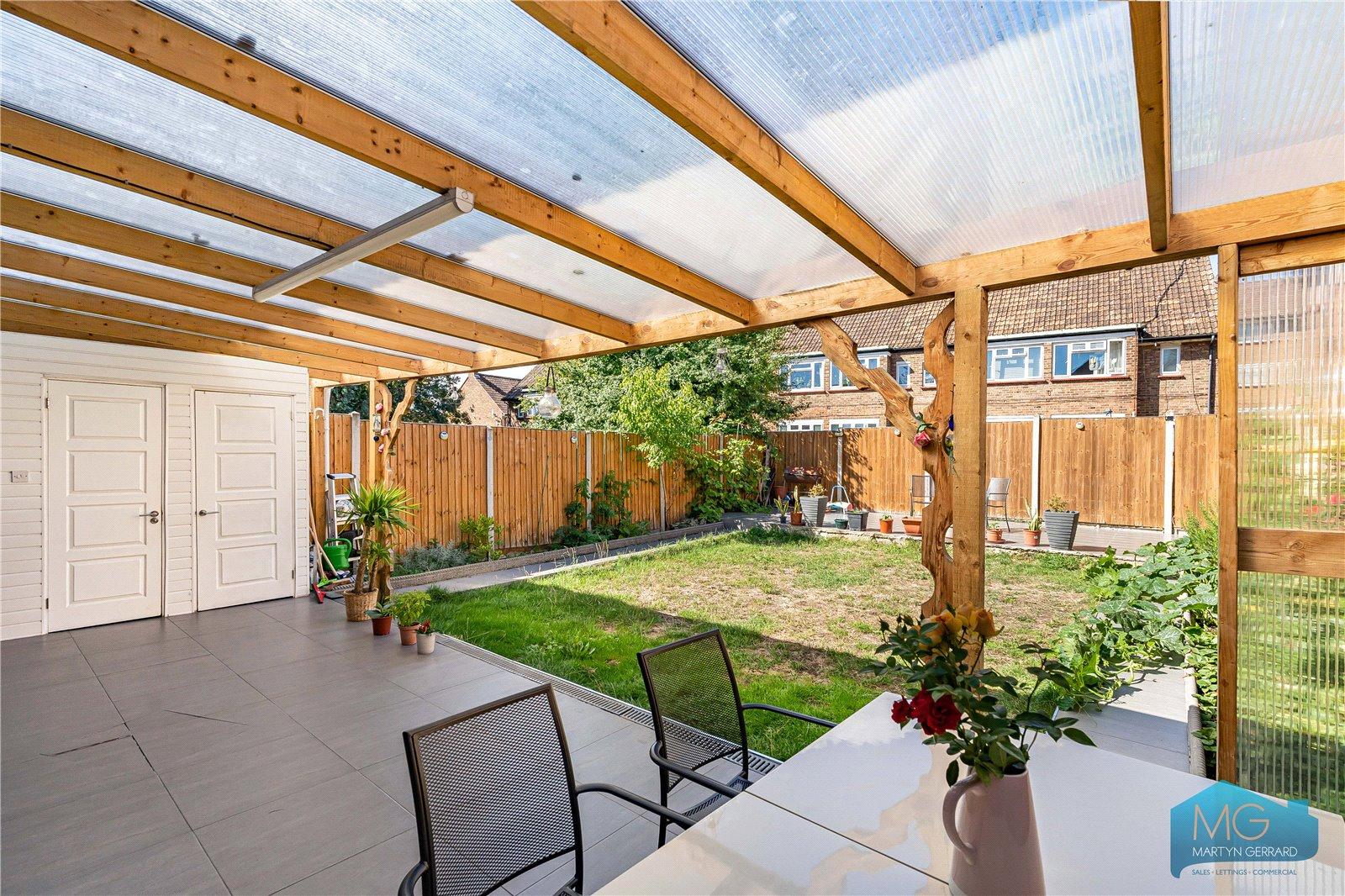 3 bedroom End of Terrace House for sale - Martyn Gerrard