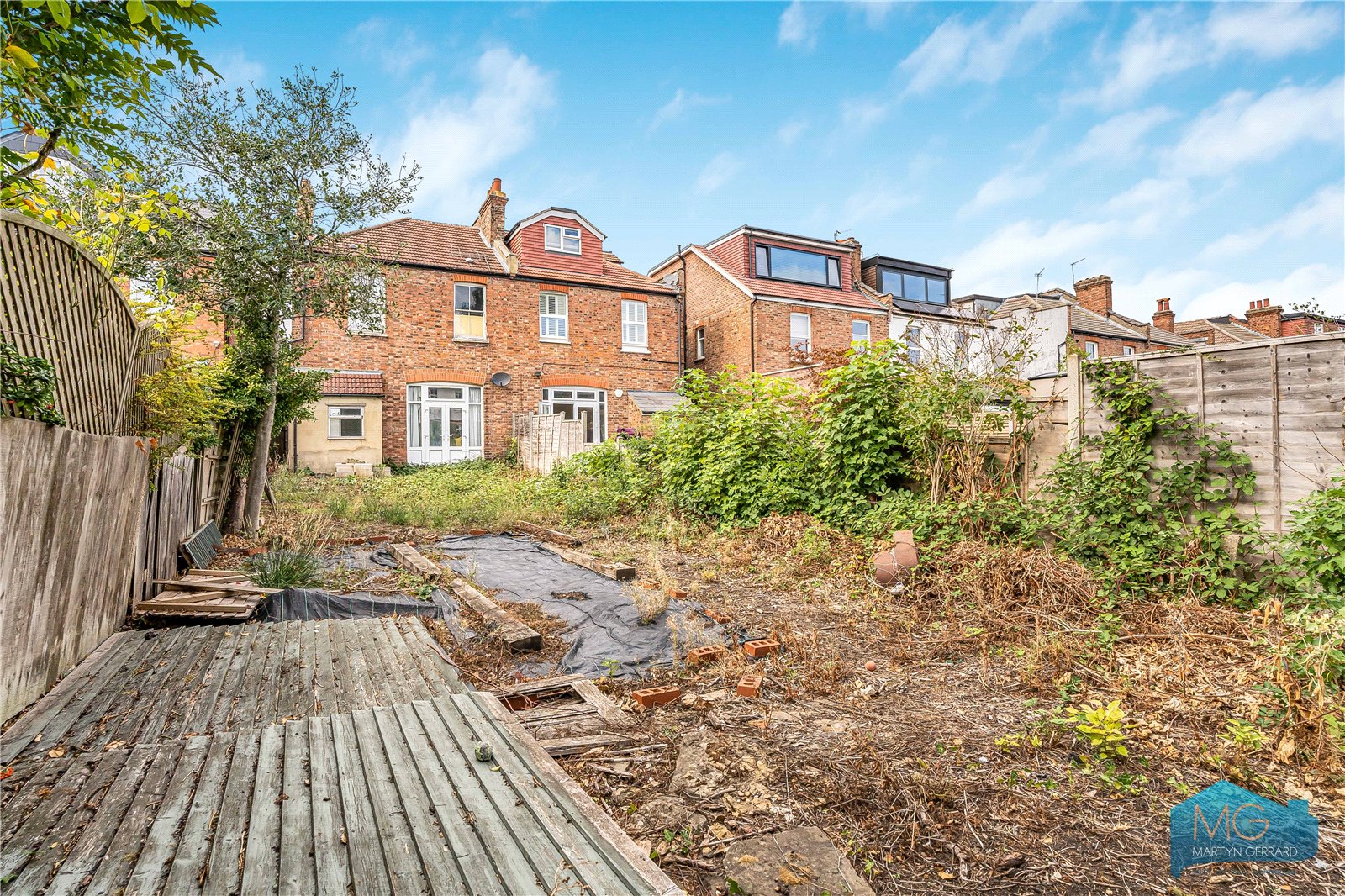 5 bedroom Semi-Detached House for sale - Martyn Gerrard