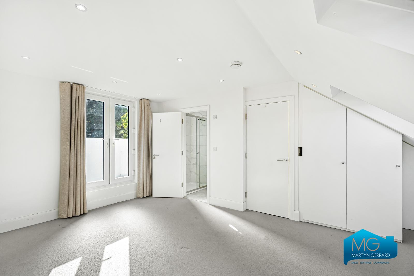 2 bedroom Maisonette to rent - Martyn Gerrard