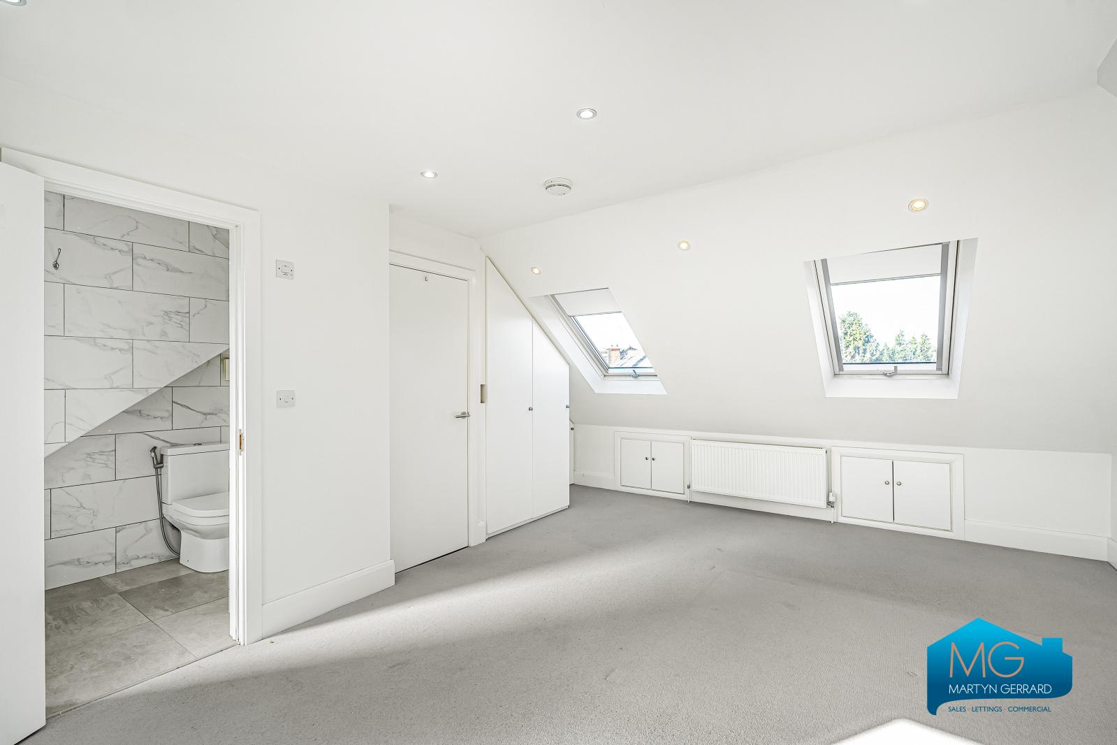 2 bedroom Maisonette to rent - Martyn Gerrard