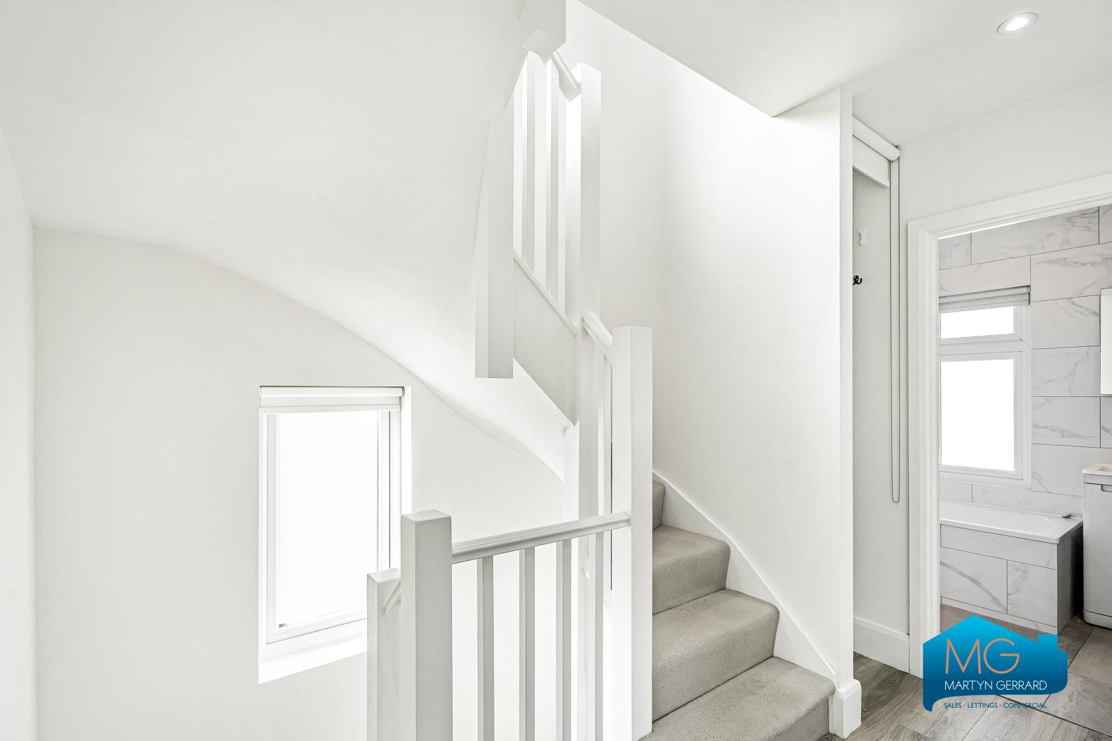 2 bedroom Maisonette to rent - Martyn Gerrard