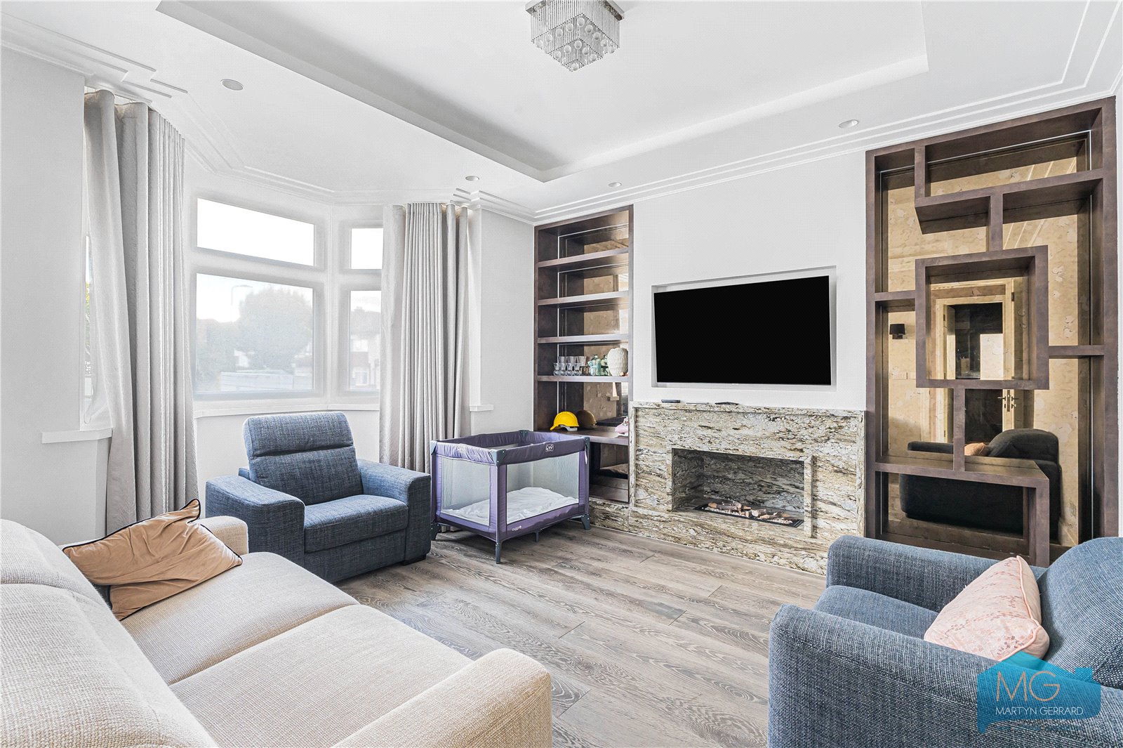 4 bedroom Detached House for sale - Martyn Gerrard