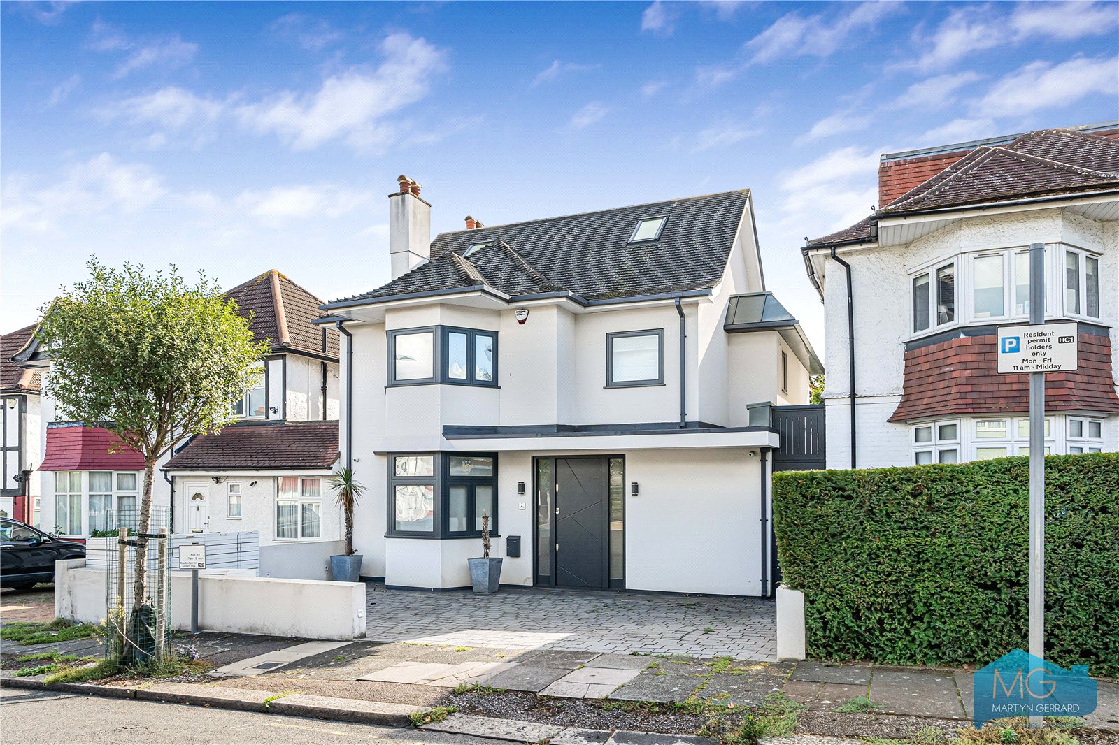 Elliot Road, London, NW4+  - Martyn Gerrard
