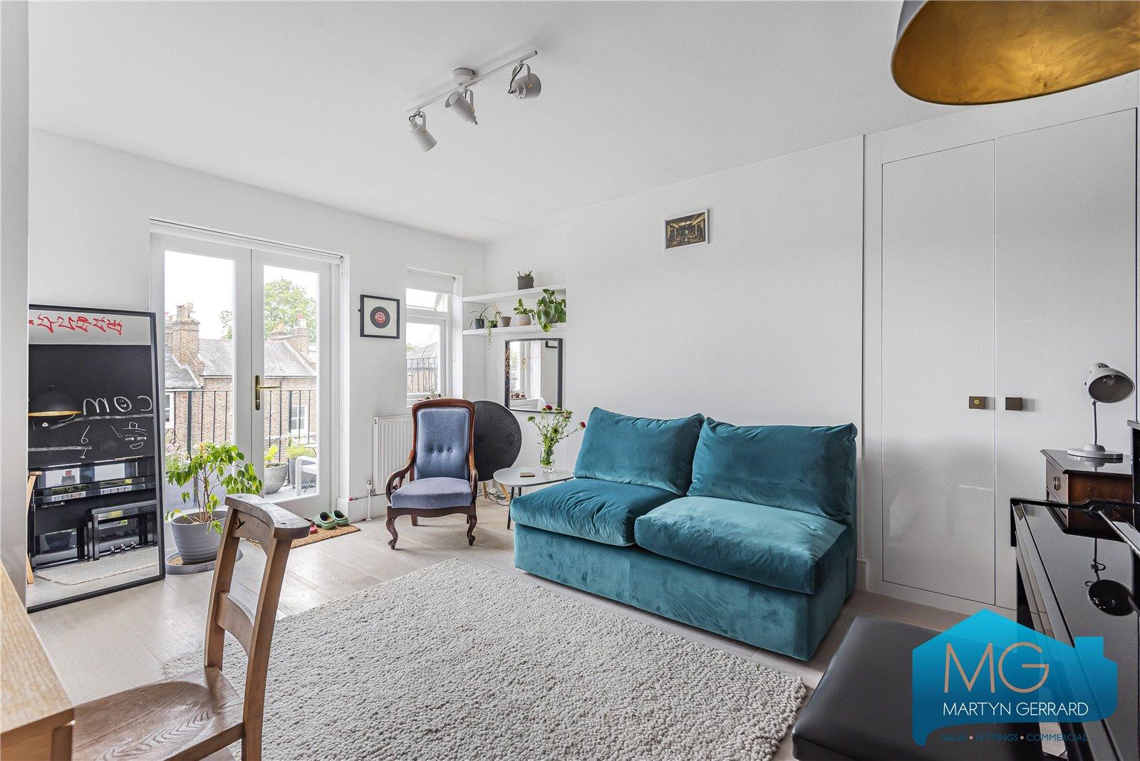 4 bedroom Apartment for sale - Martyn Gerrard
