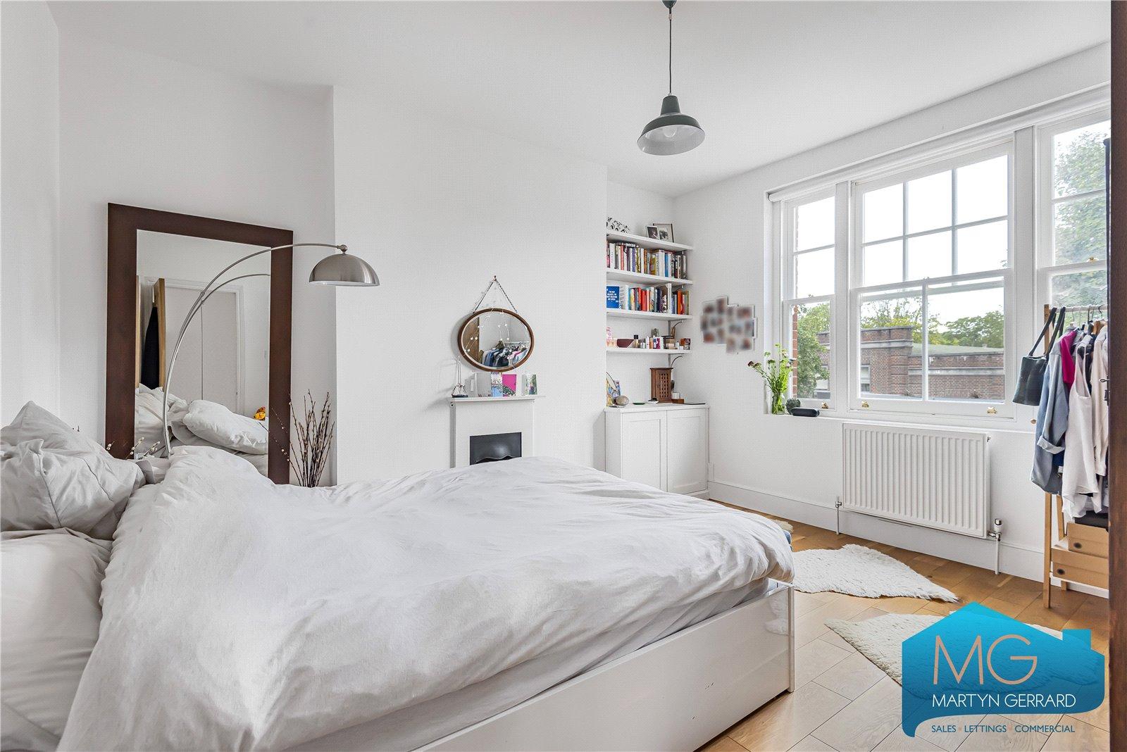 4 bedroom Apartment for sale - Martyn Gerrard