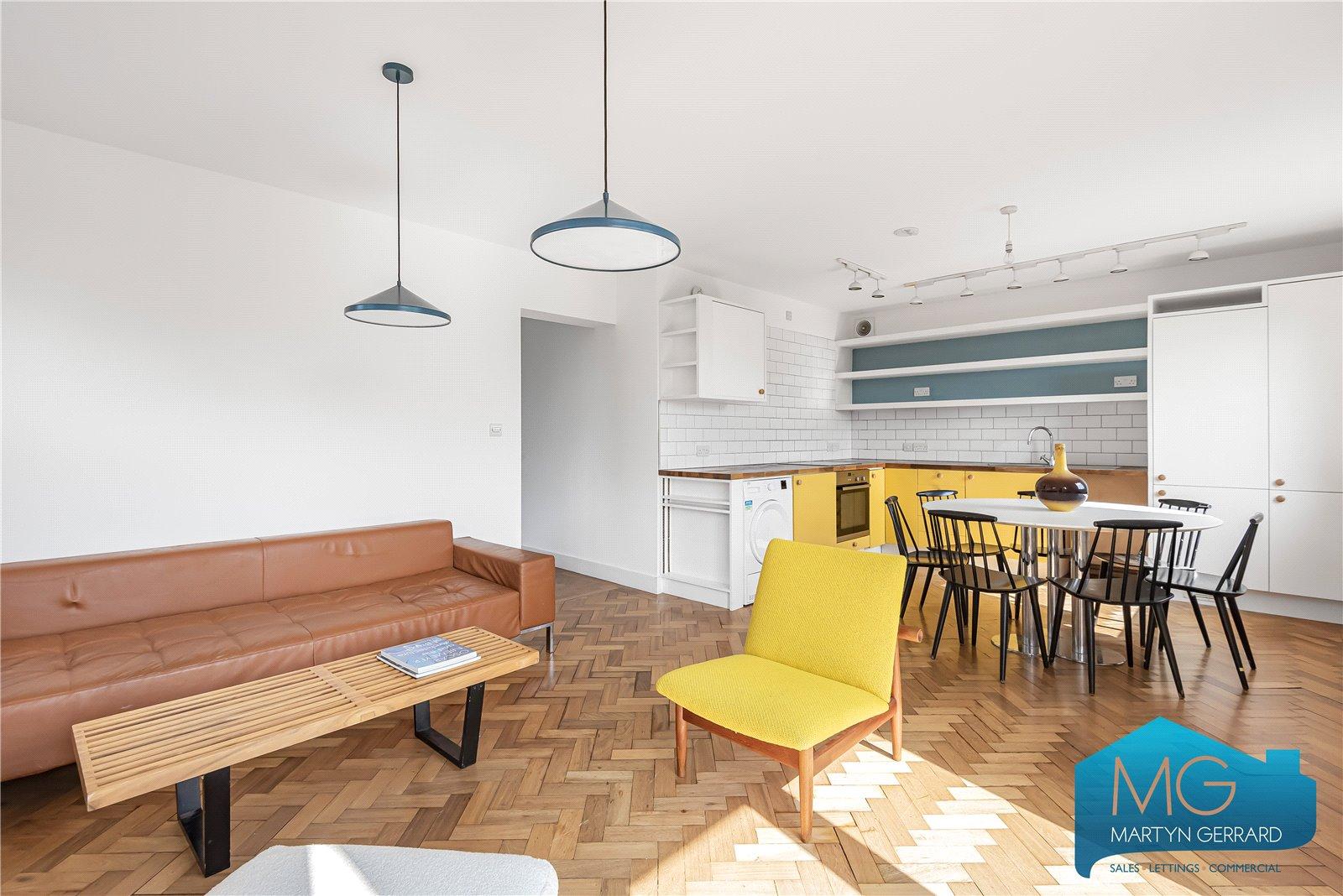 2 bedroom Apartment for sale - Martyn Gerrard